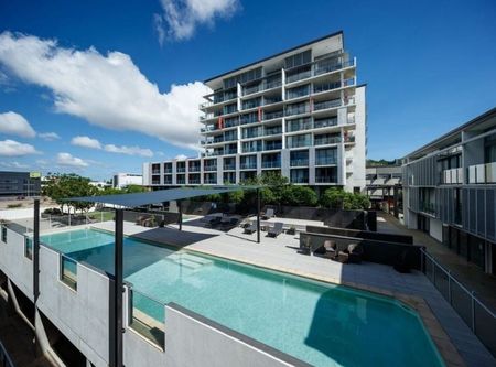 61/4 Aplin Street, Townsville City - Photo 2