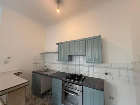 1 Bedroom Flat To Let - Photo 2