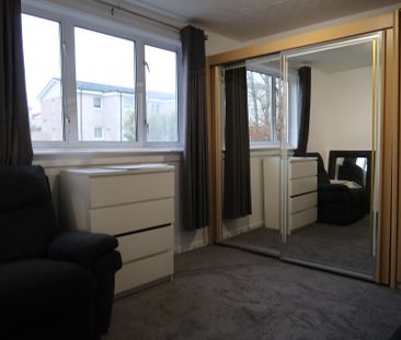 Bedford Avenue, Clydebank | £895 Monthly - Photo 5