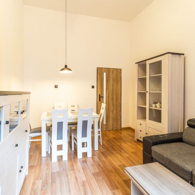 Mieszkanie 2-pok. na Polesiu, blisko centrum Łodzi - Zdjęcie 1