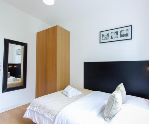 Studio to rent - Photo 1