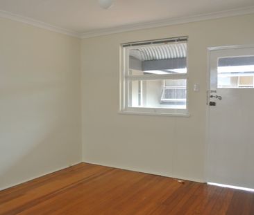 2/37 Loch Street, QLD, 4101, West End - Photo 4