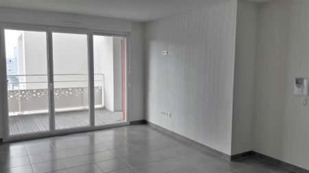location Appartement T2 DE 45.35m² À NANTES - Photo 2