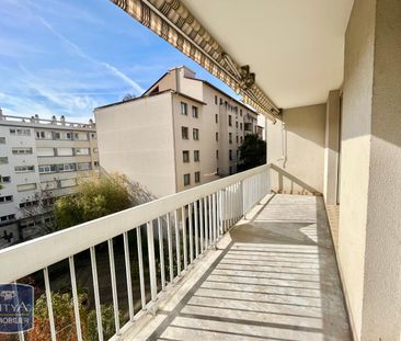 Location Appartement 3 pièces 76m² LYON 6ème - Photo 4