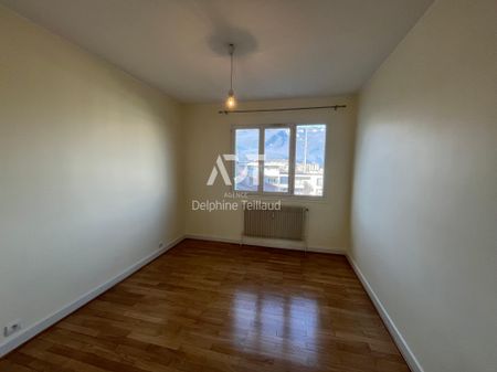 Location Appartement 3 pièces 82m² GRENOBLE 38000 - Photo 4