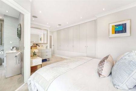 A bright and meticulously finished one bedroom apartment situated on the highly sought after Cadogan Square. - Photo 5