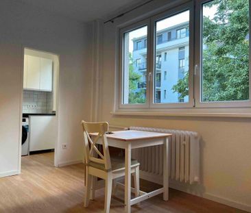 Sanierte und möblierte 1- Zimmerwohnung in Top-Lage (1.099 EUR) - Photo 1