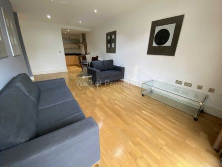 Price £1,400 pcm - Available 23/12/2025 - Furnished - Photo 4