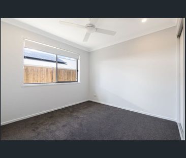 Stunning 4-Bedroom Family Home in Park Ridge - Photo 6