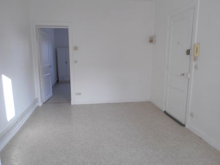 Location Appartement 2 pièces 38m² REIMS 51100 - Photo 4