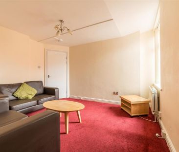 5 bedroom maisonette to rent - Photo 1