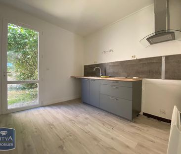 Location Appartement 2 pièces 47m² ST BENOIT 86280 - Photo 1