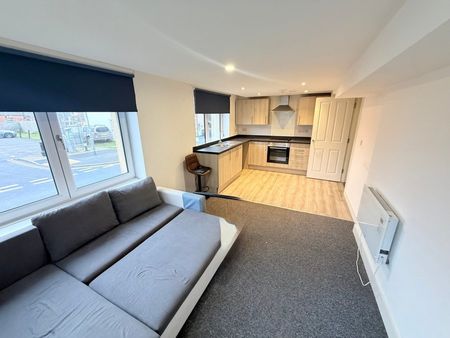 Newton Road, Yeovil, Somerset - Photo 4