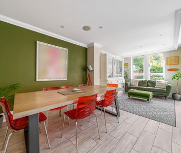 6 bedroom townhouse to rent - Photo 2