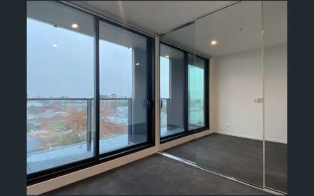 121 Rosslyn Street, Melbourne - Photo 2