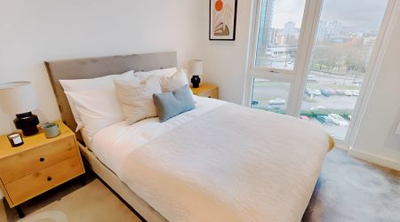 3 Bed 2 Bath - Photo 4