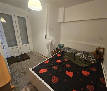 proche campus /tram - Photo 2