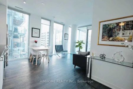 For Lease - 2191 Yonge Street Unit# 811 Master Bedroom, Toronto, Ontario - Photo 2