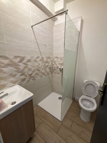 Location Appartement 3 pièces 56m² - Photo 3