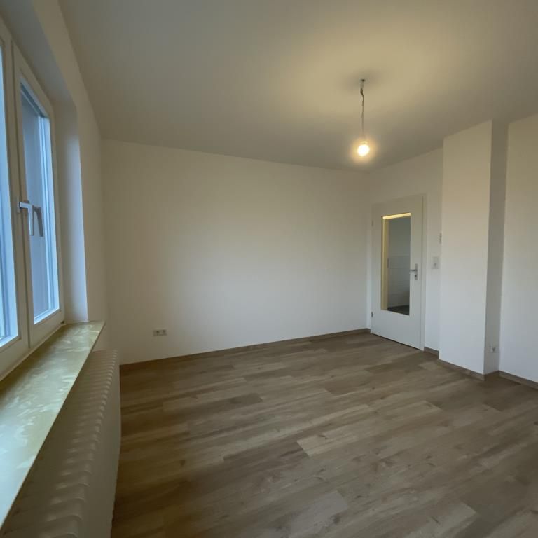 Charmante 3-Zimmer-Wohnung in Wilhelmshaven  Gemütliches Zuhause mit Tageslichtbad - Photo 1