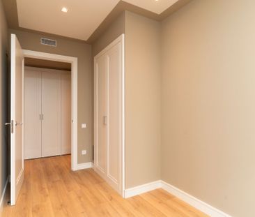 Planta baja de alquiler en Ronda de Jean Monnet, 230, Can Gambús - Photo 3