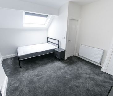 Lumley Avenue, Burley, Leeds - Photo 6