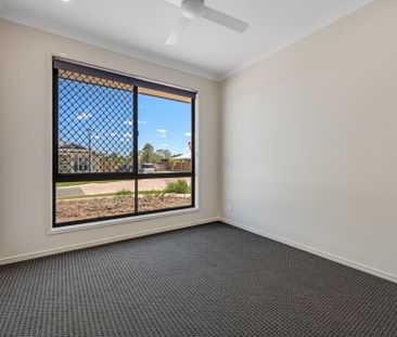 Luxury Living Awaits at 58 Daisy Street - Photo 2