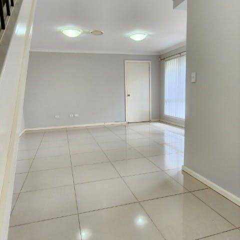 1/25 Carinya Road - Photo 1