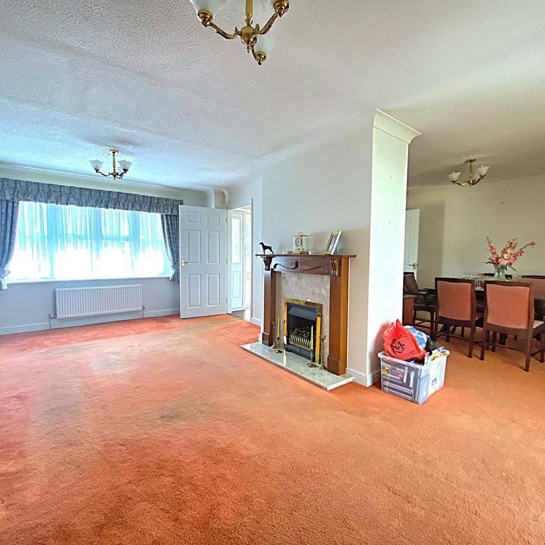 3 bedroom detached bungalow to rent - Photo 1