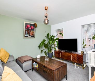 property to rent Shaw Gardens, Gedling, Nottingham, Nottinghamshire... - Photo 2