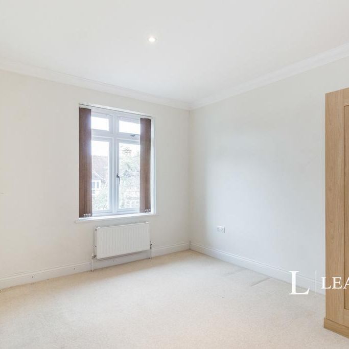 6 bedroom house to rent - Photo 1