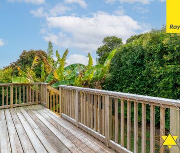 Welcome to this modern and spacious 4-bedroom, 1-bathroom home loca... - Photo 2