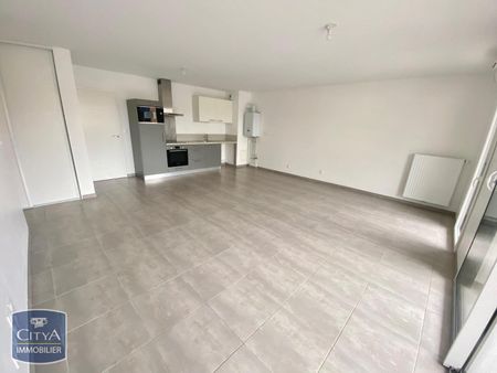 Location Appartement 3 pièces 68m² CUERS 83390 - Photo 2