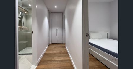 Modern 2 Bedroom Apartment in the Heart of Haymarket - Photo 5