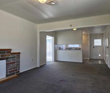 Ready to move in! - Photo 2