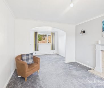 3 bedroom detached house to rent - Photo 2