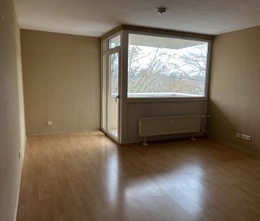 Geräumige 3-Zimmer-Wohnung in Eberstadt ab sofort zu vermieten! - Photo 1