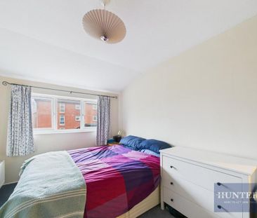 3 bedroom end of terrace house to rent - Photo 4