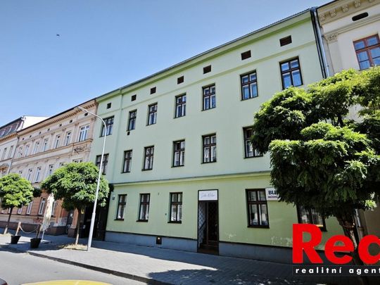 Pronájem bytu 1+kk 30 m2 - Photo 1