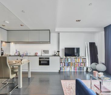 Studio to rent - Photo 1