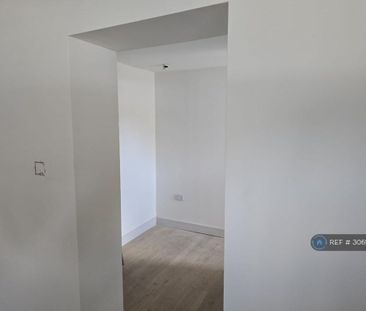 9 bedroom detached house to rent - Photo 6