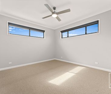 Brand New Duplex Build - Set Back From Street - Photo 2