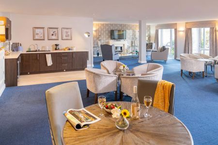 1 bedroom retirement property to rent - Photo 3