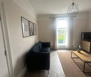 3 Woodthorpe Terrace, Huddersfield, HD1 - Photo 4