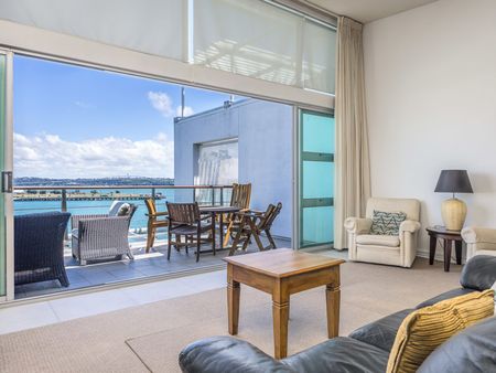 City Centre, 71/145 Quay Street - Photo 2