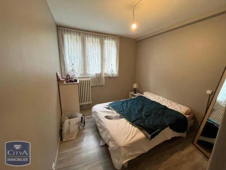 Appartement à louer 4 pièces 68.04m² - Photo 3