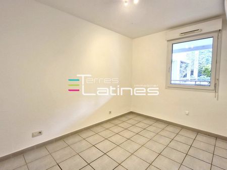 Location Appartement 2 pièces 34m² NIMES 30000 - Photo 2