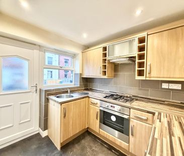 3 bedroom townhouse to rent - Photo 6