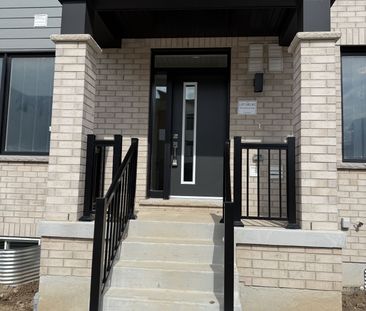 For Lease - 94 Fieldfare Road, Brampton, Ontario - Photo 5