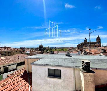 Ático de alquiler en Del Peso, Barrio del Centro - Photo 3